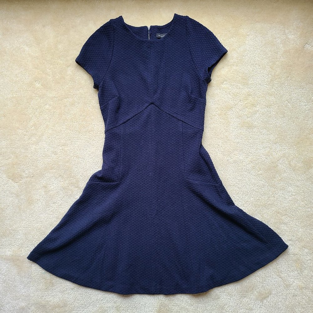 EUC BR Fit & Flare Dress Navy Size 4/6
